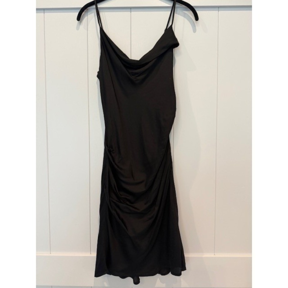 ASTR The Label Black Cowl‎ Neck Sleeveless Ruched Mini Dress
